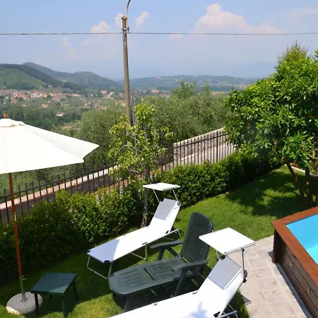 Casa vacanze Capannori Stylish Townhouse Castelvecchio (Pisa)